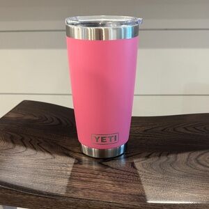 YETI 20oz Pink Rambler Mug with Clear Lid